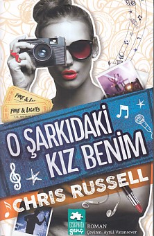 O Şarkıdaki Kız Benim Chris Russell